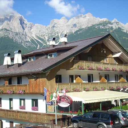 Hotel Dolomiti Di De Martin D Oscar Comelico Superiore Bagian luar foto