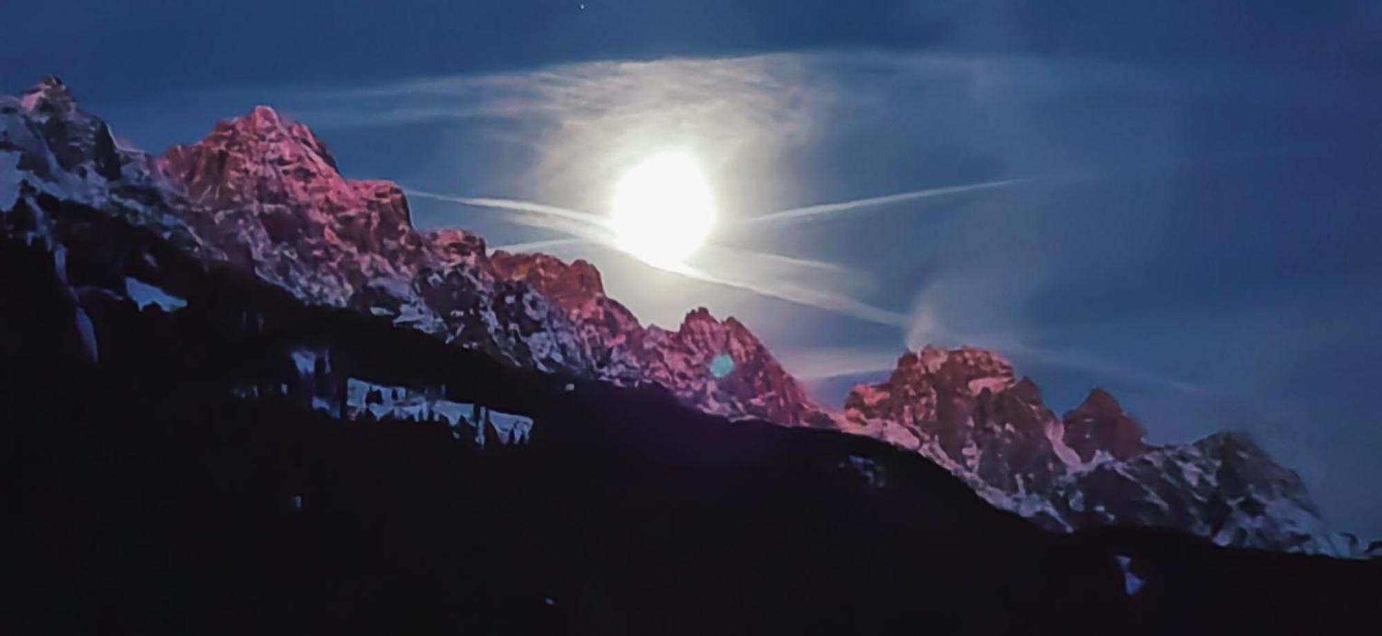 Hotel Dolomiti Di De Martin D Oscar Comelico Superiore Bagian luar foto